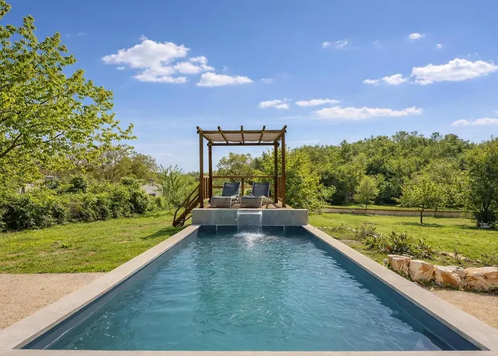 Vikendica Rustic Izabel - Happy