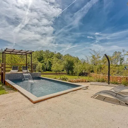 Villa Rustic Izabel - Happy