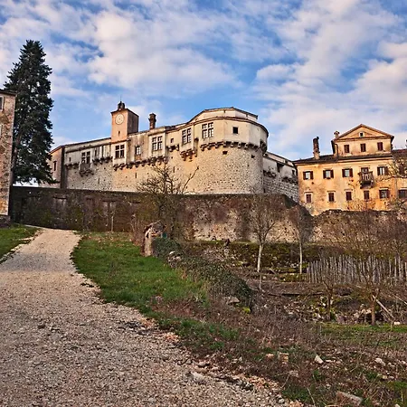 Villa Rustic Izabel - Happy